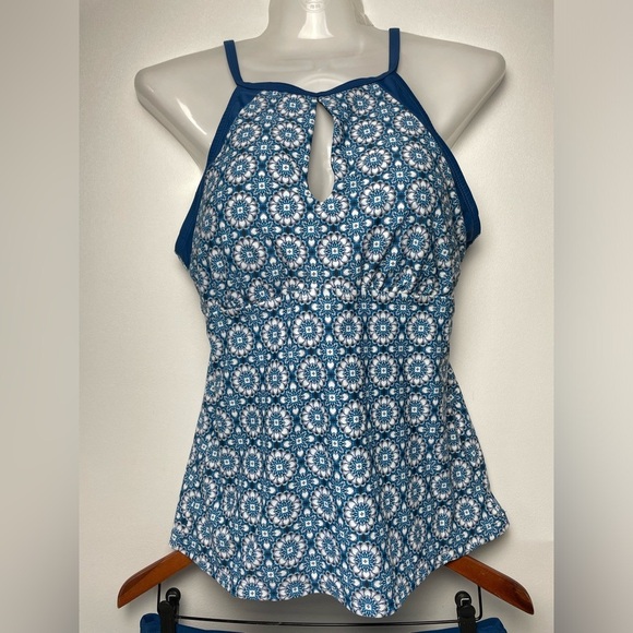 Ellen Tracy Blue Geometric Tankini Top Swim bikini with skirt set Women 10 Pads - Picture 4 of 9
